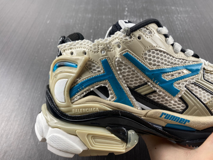 Ba*len*cia*ga runner 8000061