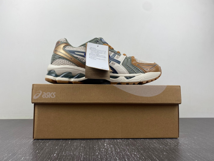 As*ic*s sneakers 1203a019