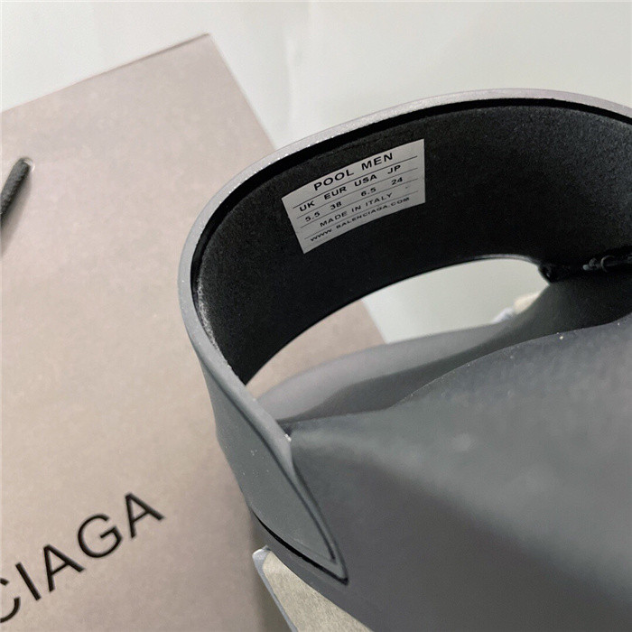 balenciag* sandal bs41